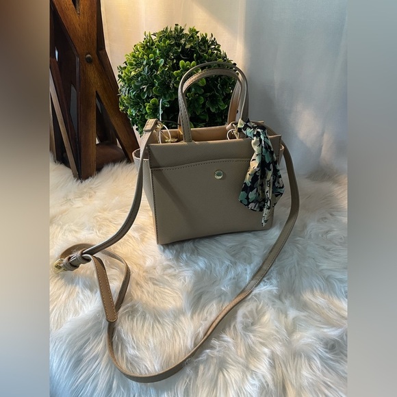 Handbags - Steven Madden woman's handbag/crossbody color beige NEW